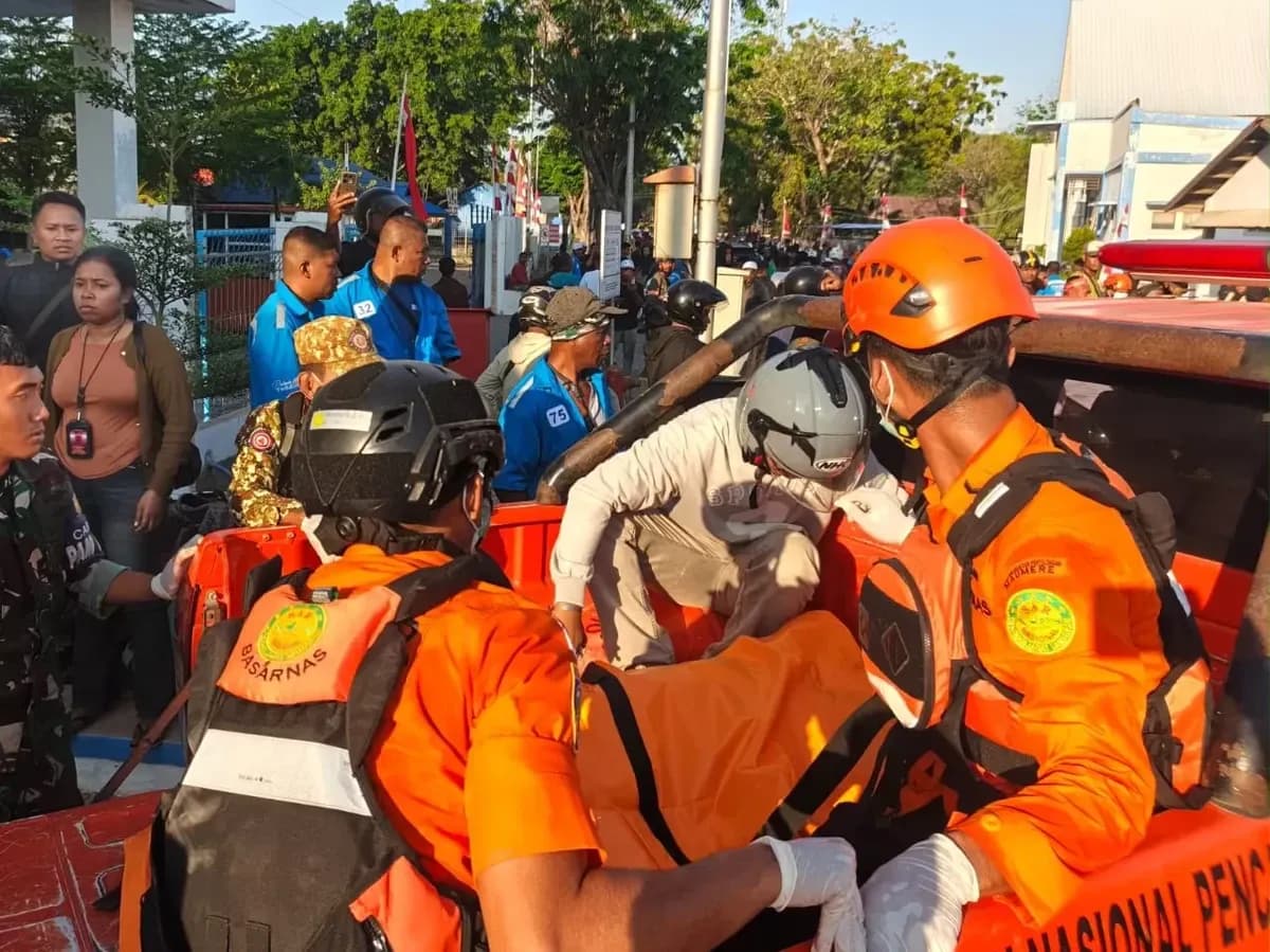 Camat Lamba Leda Utara Meledak, Persoalkan Bantuan Gempa: “Saya Tersinggung, Saya Marah”