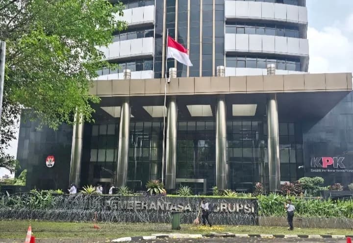 Kebun Disita, Duit Sawit Mengalir ke Mana? Warga Desak KPK Bongkar Agrinas