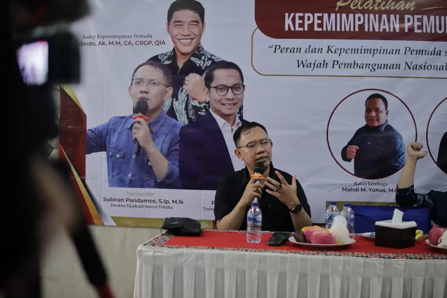 Survei Elektabilitas, "Lembaga Survei Kredibel Tak Mungkin Hancurkan Metodologi Demi Kepuasan Klien"