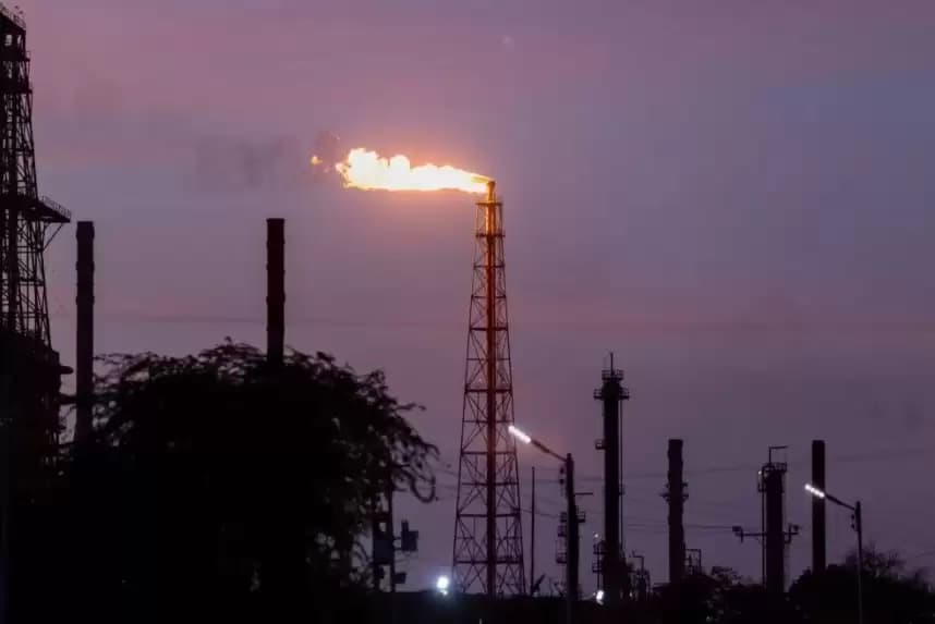Pemangkasan Produksi OPEC Tak Pengaruhi Harga Minyak