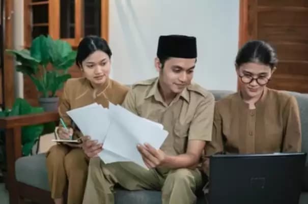 Pemerintah Naikkan Gaji PPPK 8 Persen