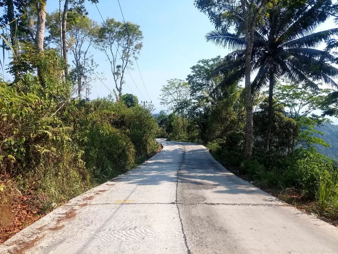 DPUBM Kabupaten Malang Rampungkan Kegiatan Peningkatan Jalan Tangsi - Pantai Sipelot Kecamatan Tirtoyudo