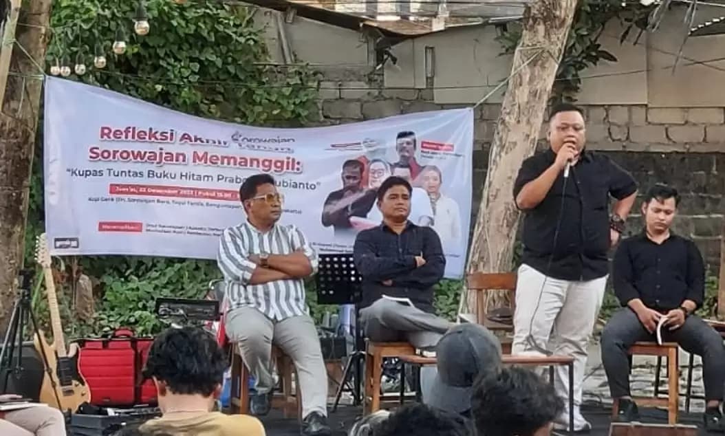 Refleksi Akhir Tahun Sorowajan Memanggil: “Kupas Tuntas Buku Hitam Prabowo Subianto”