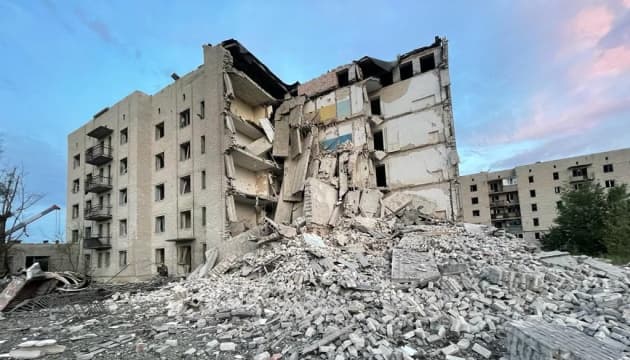 Ukraina: Sedikitnya 6 Orang Tewas dalam Serangan Roket Rusia yang Mengenai Apartemen