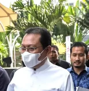 Hasbi Hasan Didakwa Terima Suap Rp11,2 M dari Debitur KSP Intidana Heryanto Tanaka