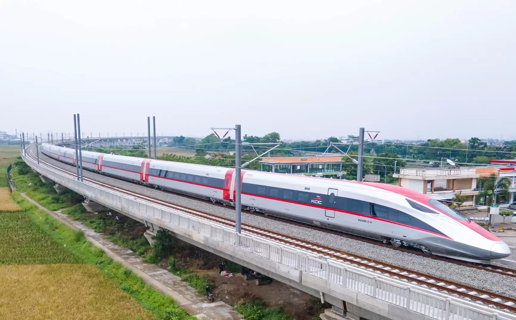 Dua Bulan Beroperasi, Kereta Cepat Whoosh Angkut 1 Juta Penumpang