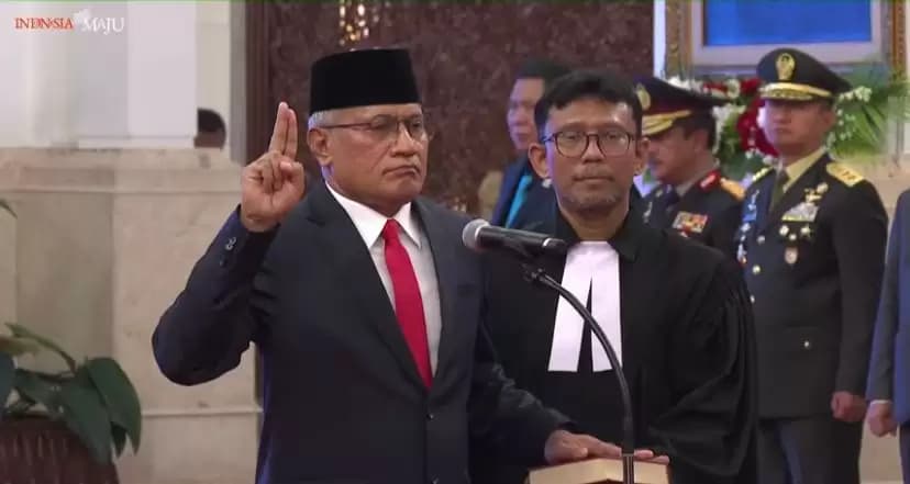 Presiden Joko Widodo Resmi Lantik Marthinus Hukom Jadi Kepala BNN