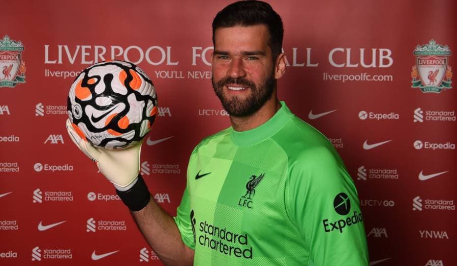 Liverpool Perpanjang Kontrak Alisson Becker Hingga 2027