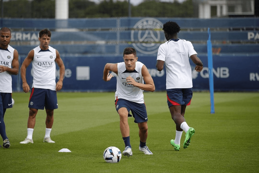 PSG Siap Lepas 11 Pemain
