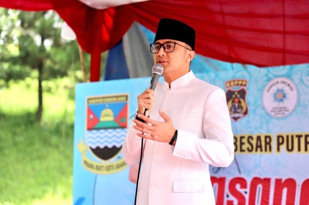 Bupati Bandung Barat Hengky Kurniawan Dilaporkan ke KPK!