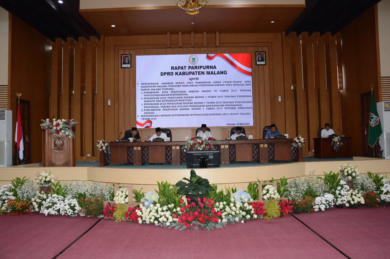 Rapat Paripurna DPRD Kabupaten Malang Bahas Raperda Perubahan APBD Tahun Anggaran 2023