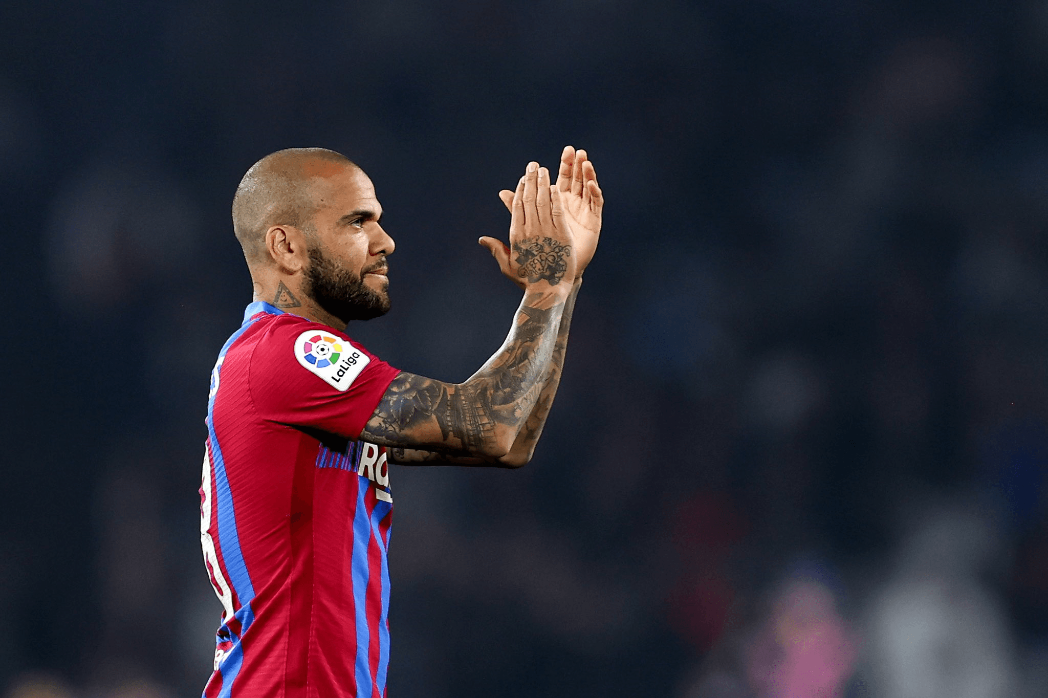 Dani Alves Konfirmasi Perpisahan dengan Barcelona
