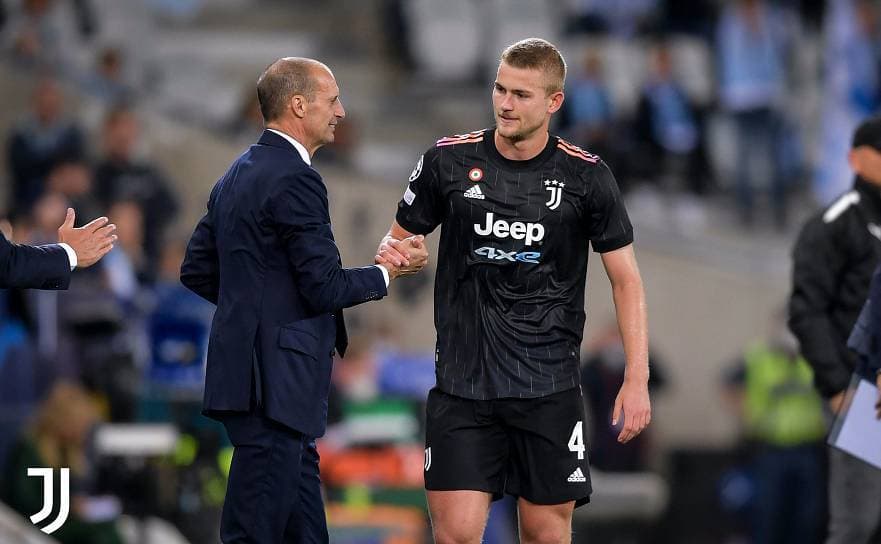 Raiola Sampaikan De Ligt Dapat Meninggalkan Juventus