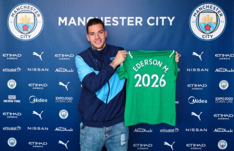 Ederson Perpanjang Kontrak Bersama Manchester City Hingga 2026