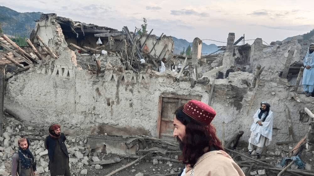Gempa di Afghanistan Tewaskan Sedikitnya 920 Orang