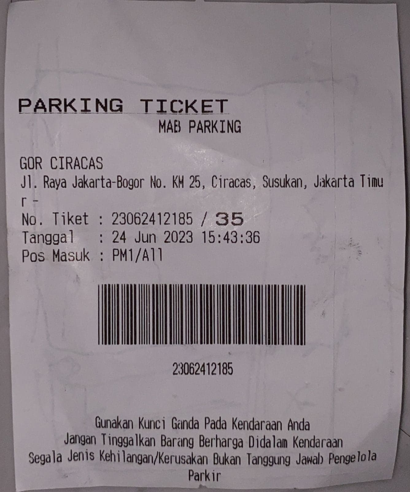 Tarif Parkir di GOR Ciracas Sesuka Operator