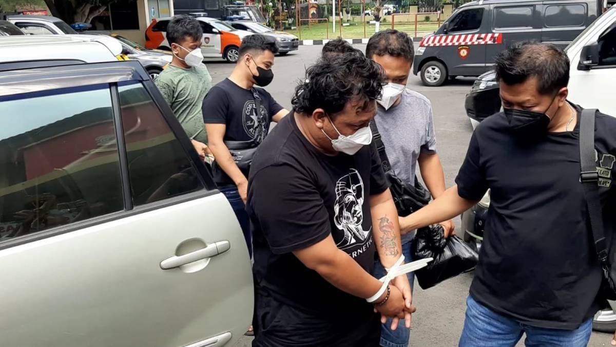 Mantan Ajudan Jokowi Diperas, Cuma Butuh Dua Hari Polda Jateng Gulung Pelaku