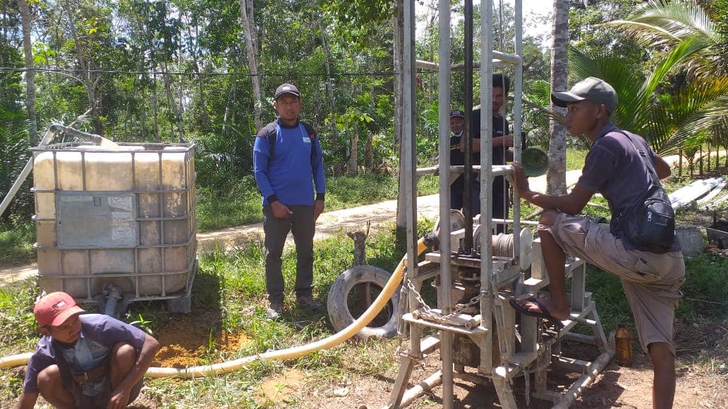 PT Inecda Plantations Salurkan CSR Pembangunan Sumur Bor Kepada Masyarakat Talang Sungai Parit