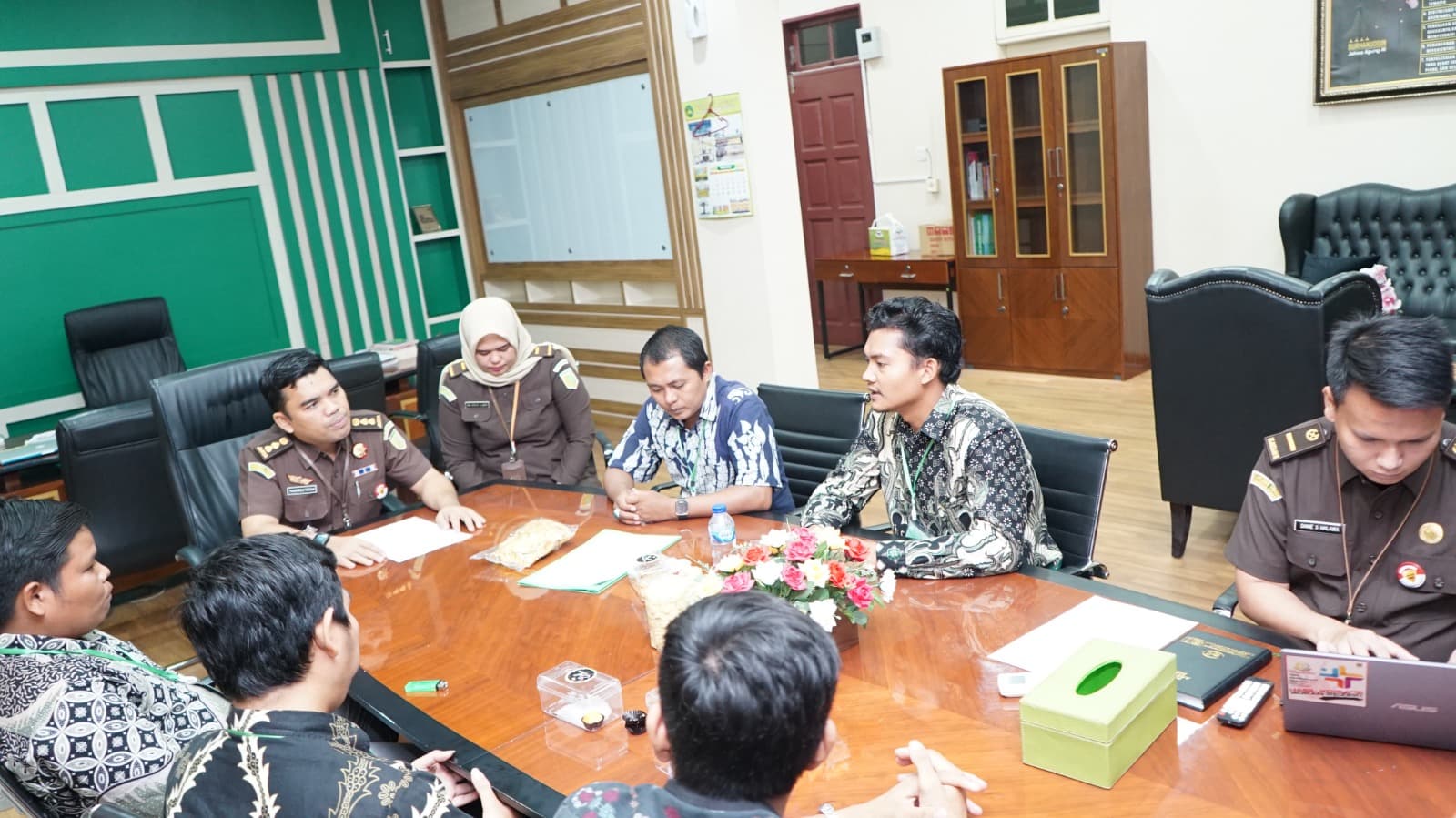 Sejumlah Elemen Mahasiswa Datangi Kantor Kejati Sumut, Apresiasi Pelayanan Penerimaan Aksi Unjuk Rasa
