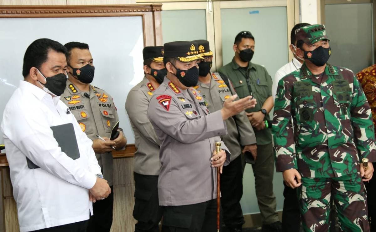 Kapolri Minta Forkopimda Sumbar Perkuat Strategi Mitigasi Covid-19 di Sektor Ekonomi Warga