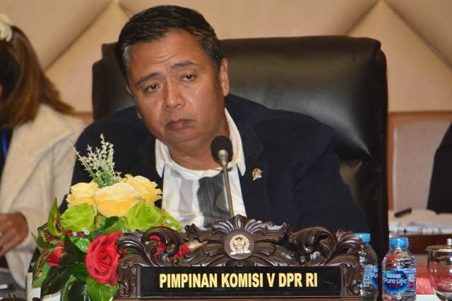 Habiskan Anggaran Rp 700 M, Lasarus Desak Kebijakan Subsidi Layanan Angkutan Massal Skema BTS Dievaluasi