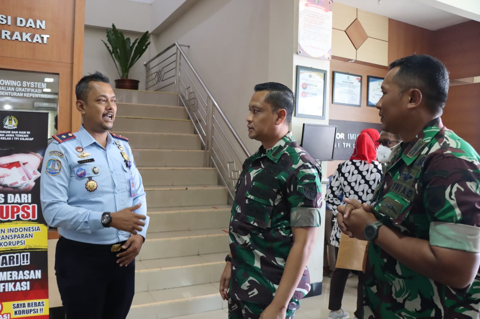 Jalin Sinergitas dengan Danrem 071 Wijayakusuma, Imigrasi Cilacap Sosialisasikan Eazy Passport