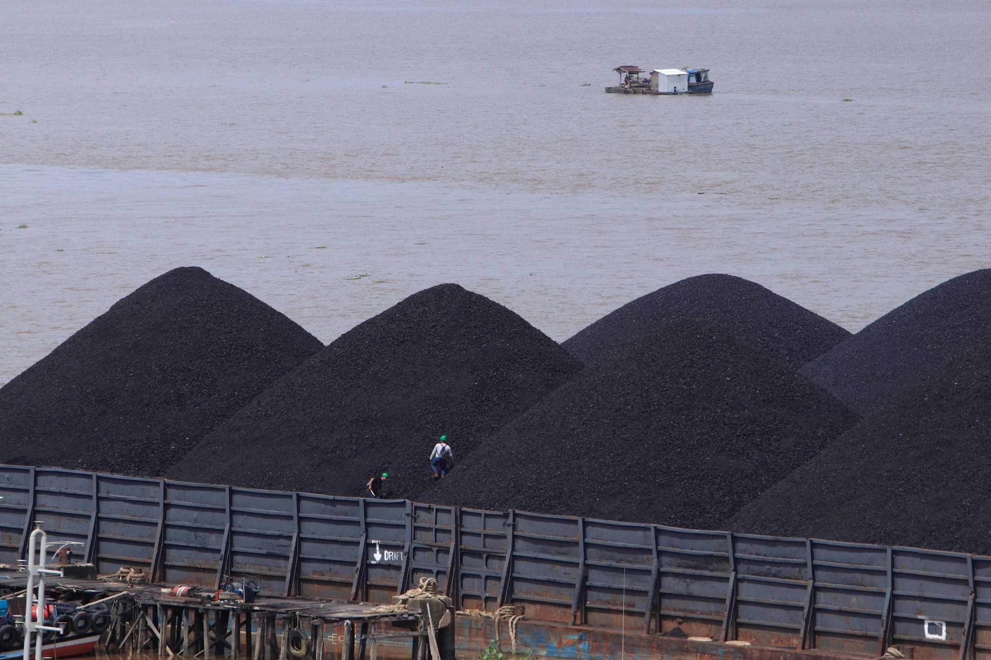 Indonesia akan Tingkatkan Produksi Batu Bara untuk Mengisi Kesenjangan Pasokan Rusia