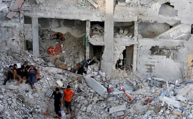 Serangan Udara Israel Hantam Gereja Tertua di Gaza, 8 Orang Tewas