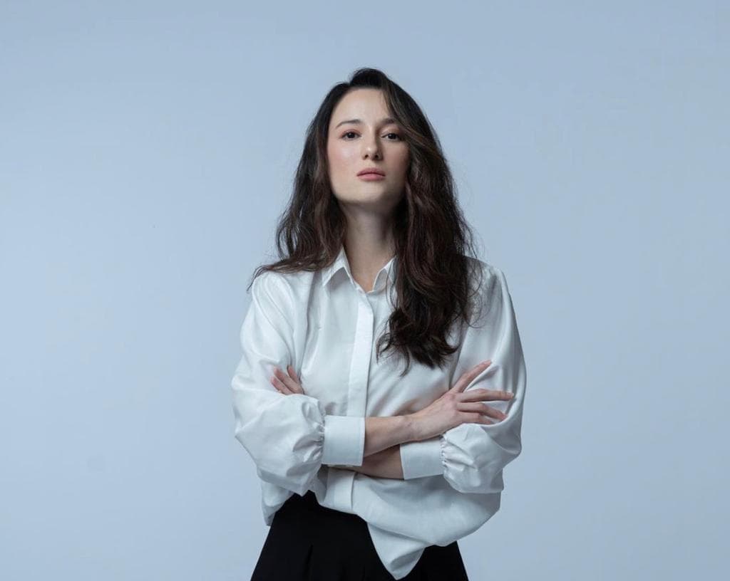Julie Estelle Umumkan Kelahiran Anak Pertama, Ini Nama Bayinya