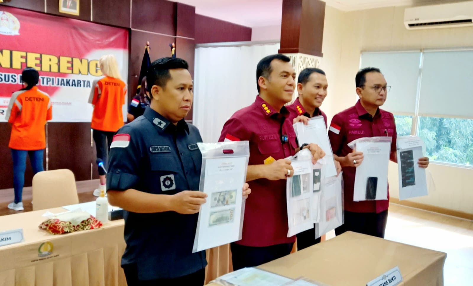 Imigrasi Jakarta Barat Berhasil Amankan WN Maroko dan Uzbekiztan Kasus Prostitusi Online