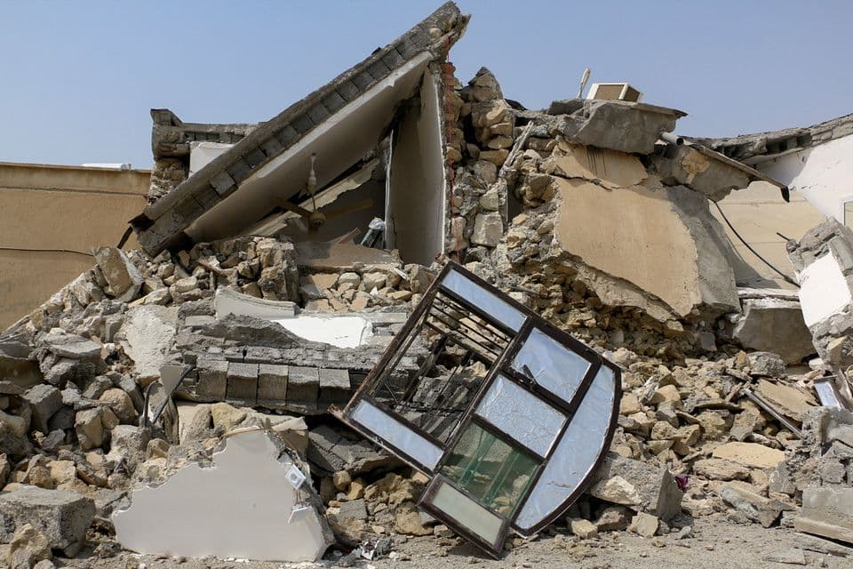 Gempa 6,1 SR di Pantai Teluk Iran Tewaskan Sedikitnya Lima Orang