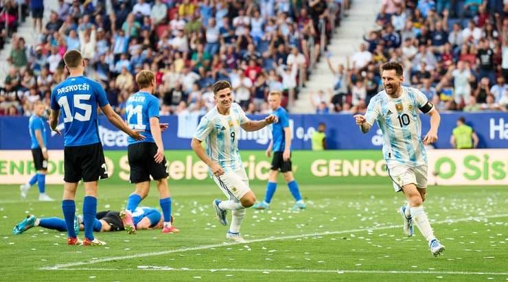 Argentina 5-0 Estonia, Messi Lesakkan Lima Gol