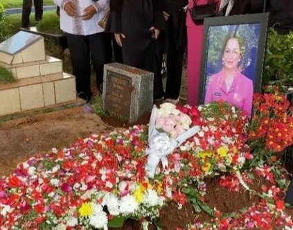 Istri Wakapolri Dimakamkan di TPU Joglo Jakarta Barat