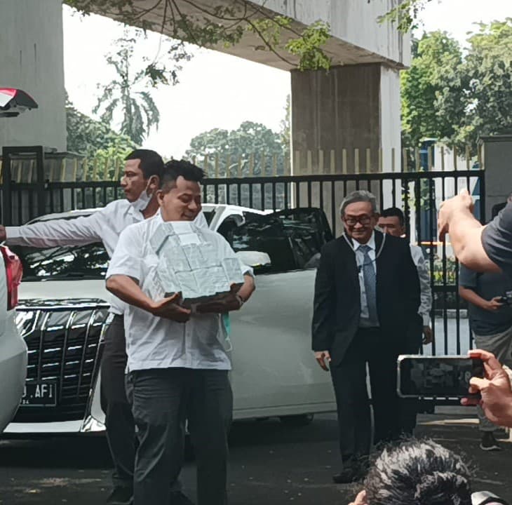 Duit Korupsi BTS Rp 27 M Diantar oleh Suryo ke Pengacara Irwan untuk Diserahkan ke Kejagung! Siapa yang Suruh?