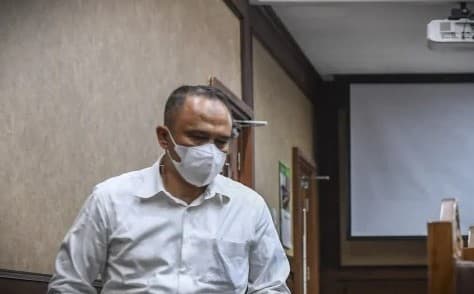 Komisi I DPR, Menpora Dito dan BPK Siap-siap Saja, Terdakwa Korupsi BTS Irwan Hermawan Ajukan Justice Collaborator