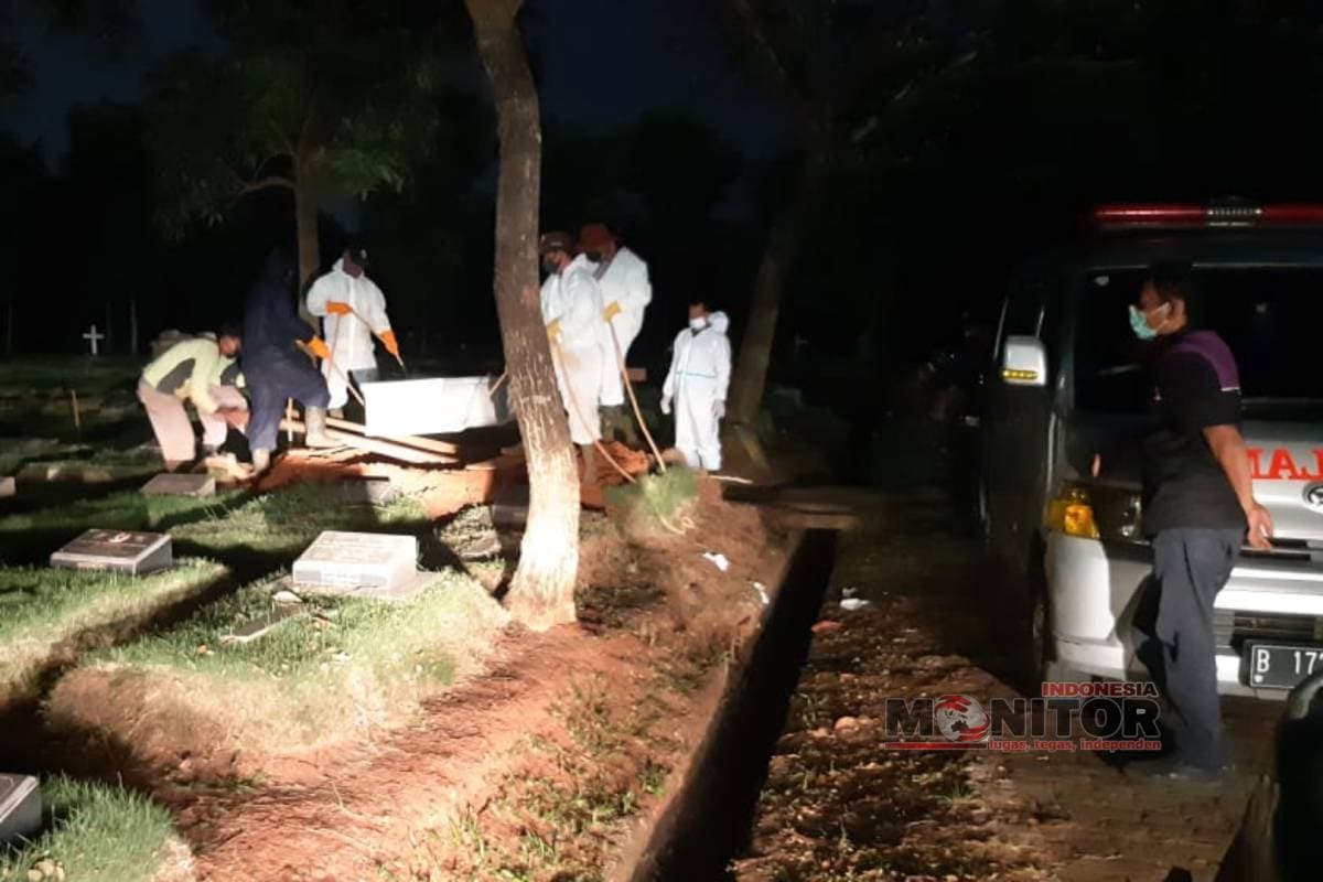 Update Jumat, Korban Meninggal Akibat Covid-19 Kembali Rekor 1.566 Orang