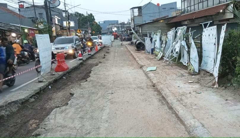 Proyek Galian Pipa Perumda Tirta Kerta Raharja Rugikan Pemkot Tangerang