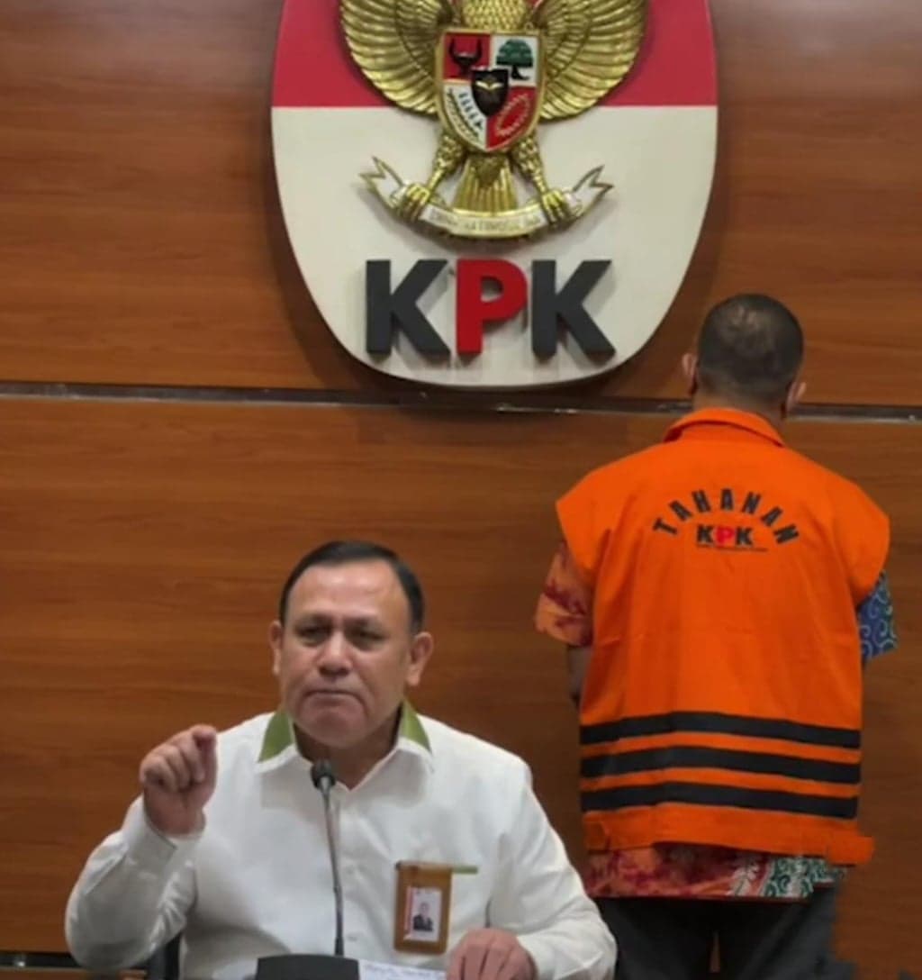 Modus! Rafael Alun Nangis-nangis di Media Massa Cari Empati!