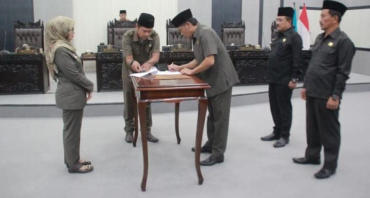 DPRD Kabupaten Blitar Gelar Paripurna Penyampaian Bupati KUA-PPAS Tahun 2024