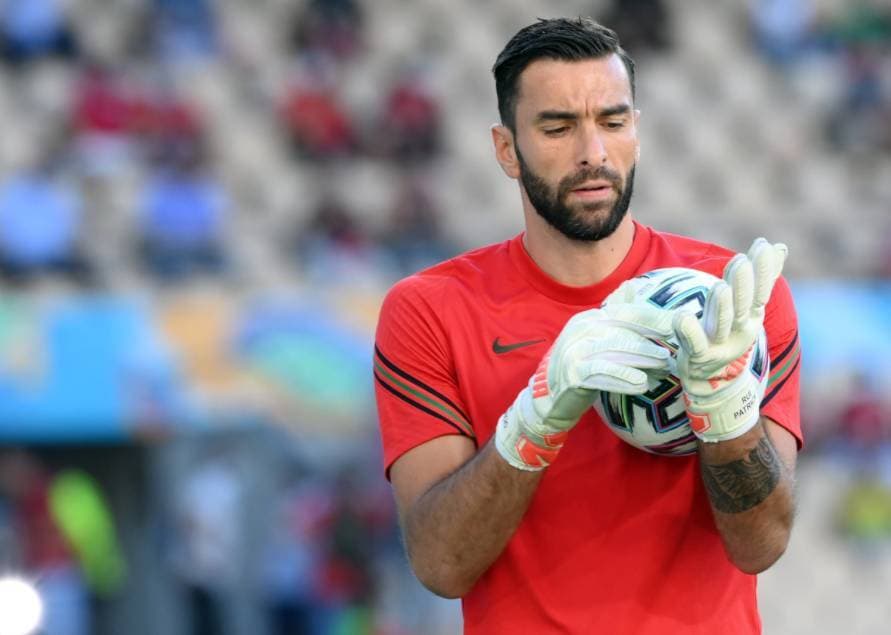 Rui Patricio Resmi Gabung AS Roma