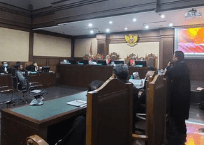 Sidang Terdakwa Kasus Tempat Jin Buang Anak Memanas, Hakim dan Edy Mulyadi Saling Cekcok