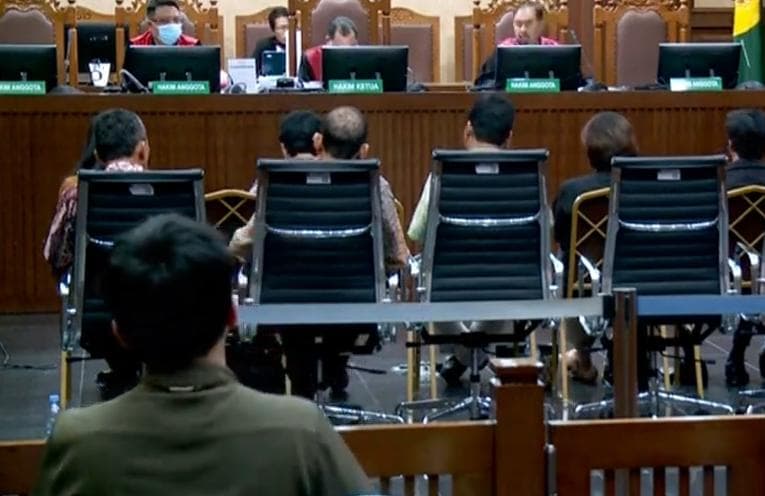 Jika Komisi I DPR dan BPK Tak Diseret ke Pengadilan, Sidang BTS Kominfo "Dagelan"