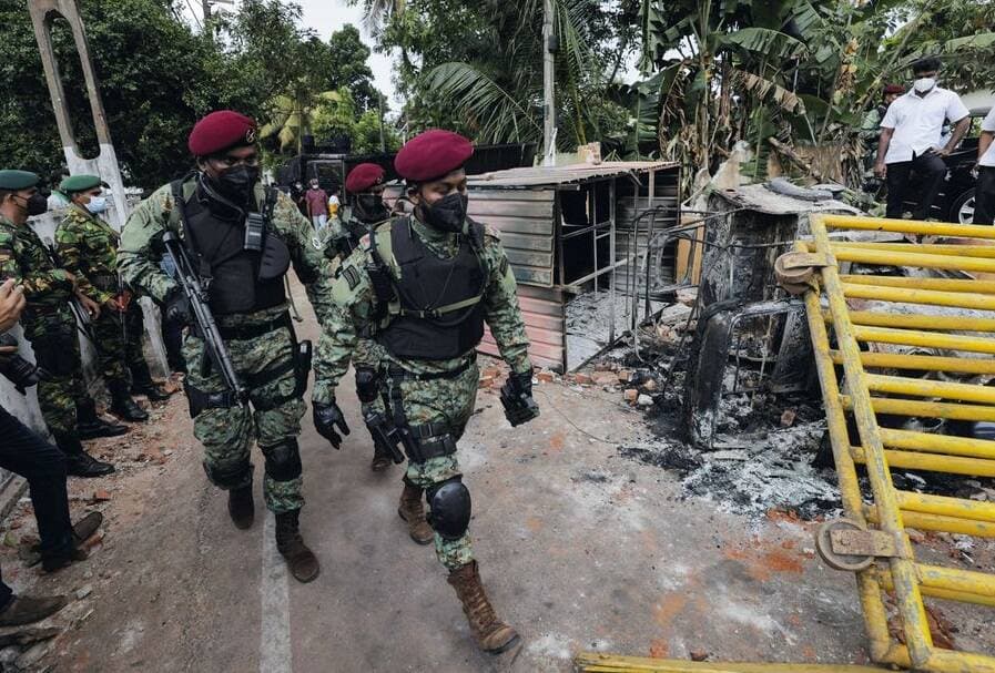 Seluruh Menteri Kabinet Sri Lanka Mundur, Ada Apa?