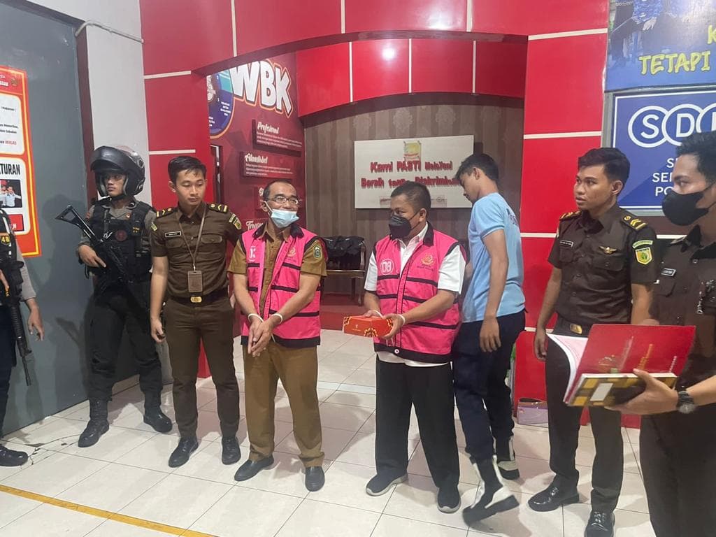 Kejati Sulsel Tetapkan Dua Tersangka Korupsi Penjualan Pasir Laut Takalar