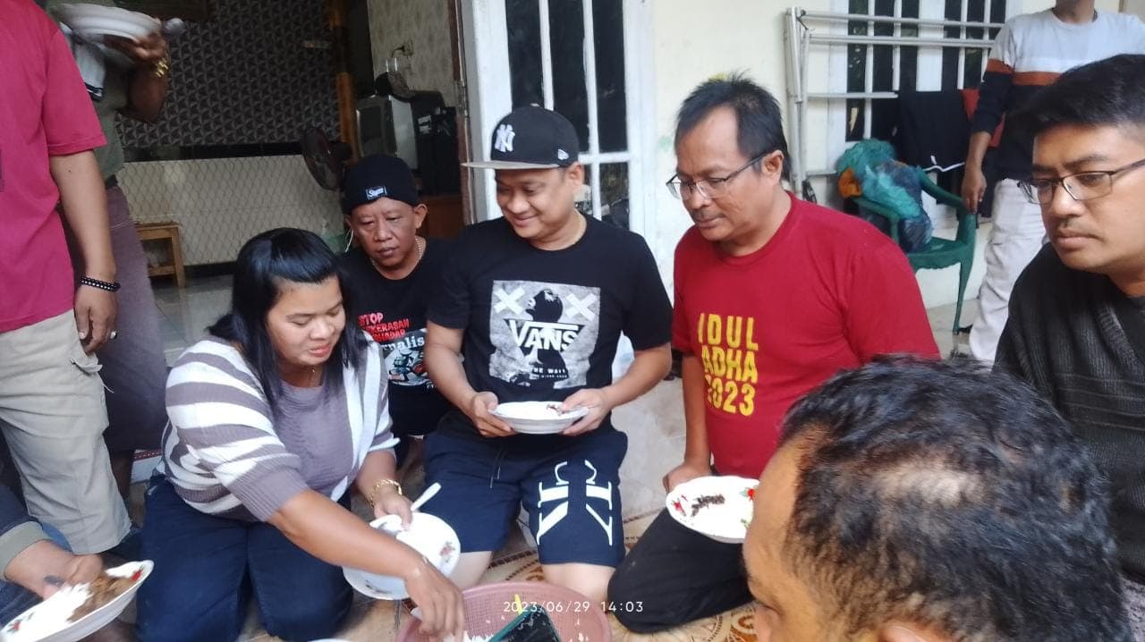 Gelar Makan Bersama Awak Media Blitar Raya, Tomi Gandhi Sasongko: "Agent of Change" untuk Kebaikan Bangsa dalam Tataran Sosial