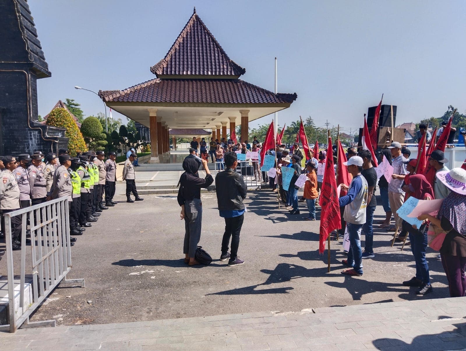 Tuntut Kebun Plasma dan Tertibkan Perizinan, Ratusan FPPM Bersama Poktan Gelar Aksi Unjuk Rasa