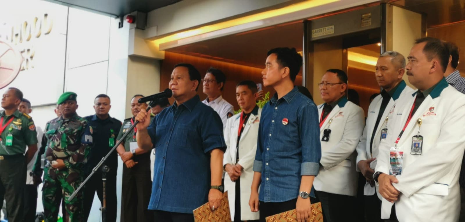 Duet AMIN Ambil Ceruk Loyalis Prabowo yang Kontra Dengan Gibran
