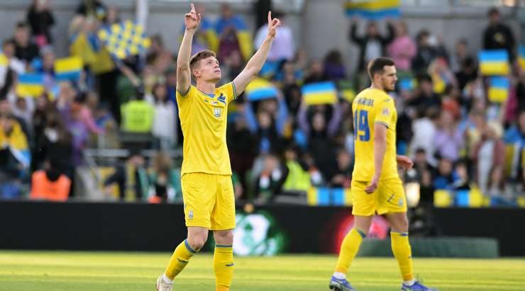 Irlandia 0-1 Ukraina, Yellow-Blue Hapus Luka Gagal ke Piala Dunia