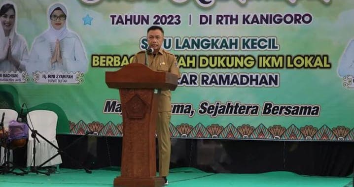 Buka Bazar Ramadhan, Wabup Blitar: Upaya Bangkit Bersama dan Bangga Produk Lokal
