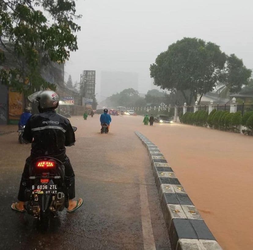 Hujan Deras Guyur DKI, 84 RT di Jakarta Terendam Banjir